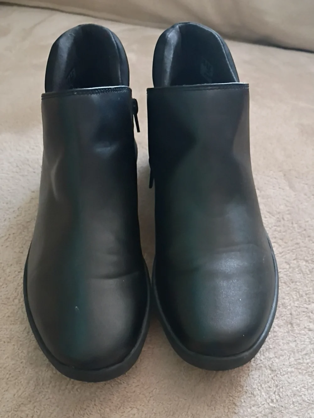 Clarks Kayleigh Mid Zip Ankle Boot - Black